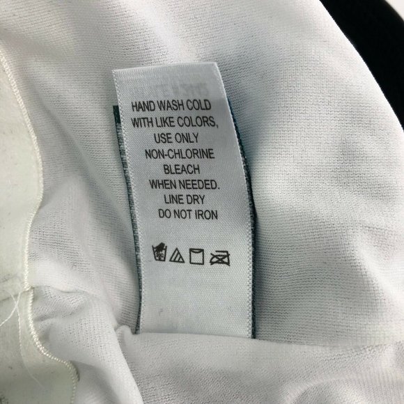 Beach Belle Casablanca swimwear top size 14 Black and Gray Floral NWT - Picture 8 of 11